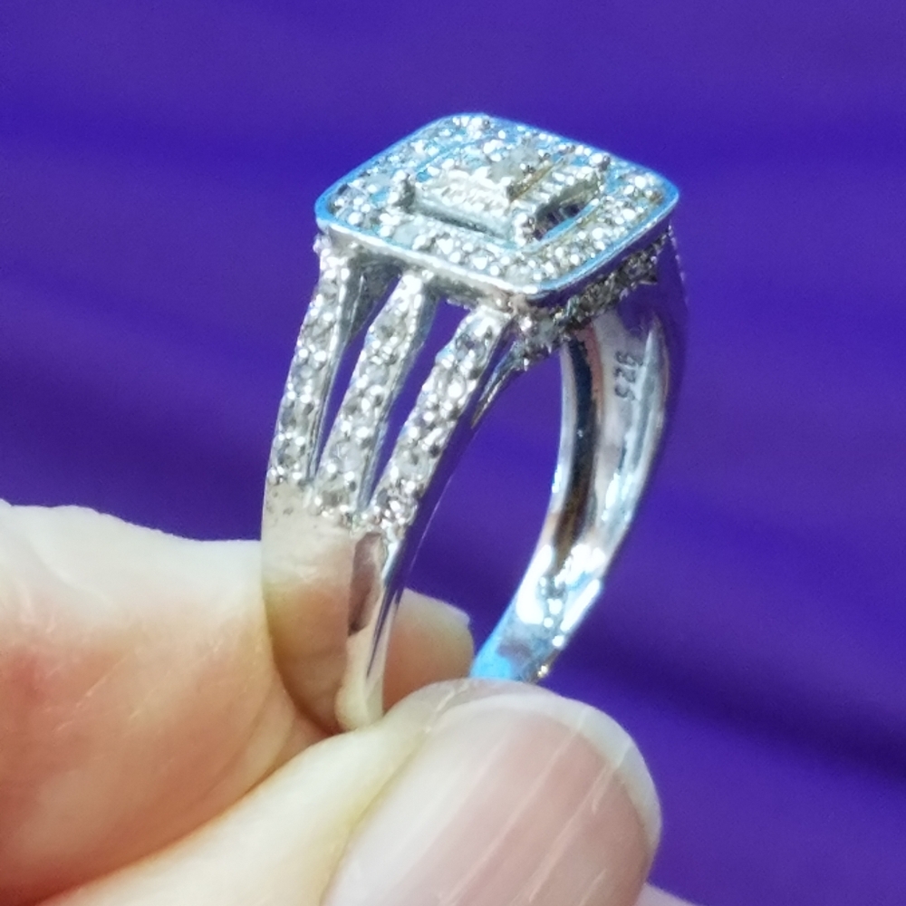Diamond Cluster Ring - Picture 6 of 14